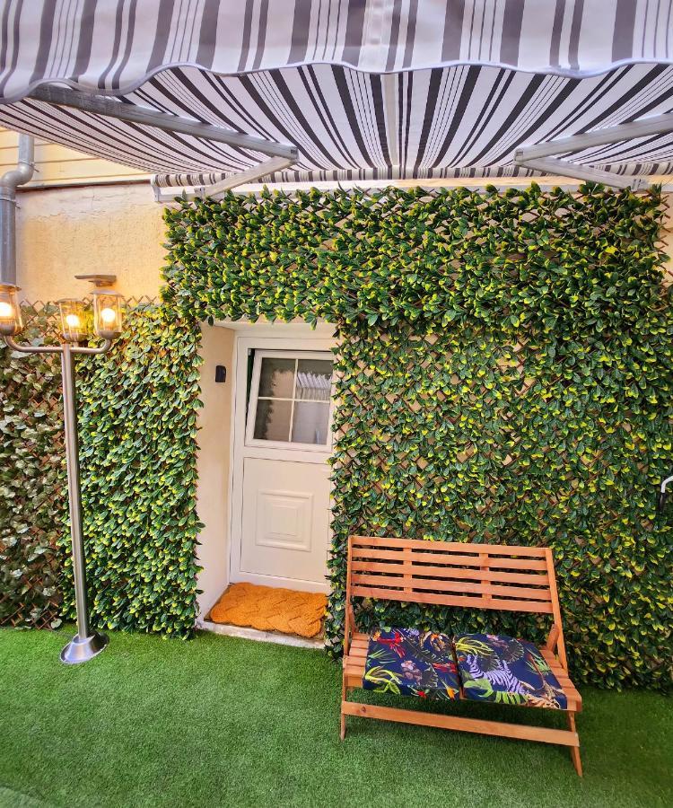 Jungle House Avec Jacuzzi A 10 Min De Disneyland -Taille Chambre- Conde-Sainte-Libiaire Esterno foto